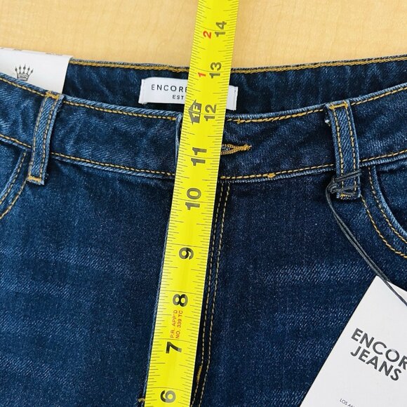 Encore Jeans Women Destroyed Dark Blue Denim Jeans Size 9 High Rise Straight NWT - Picture 13 of 14